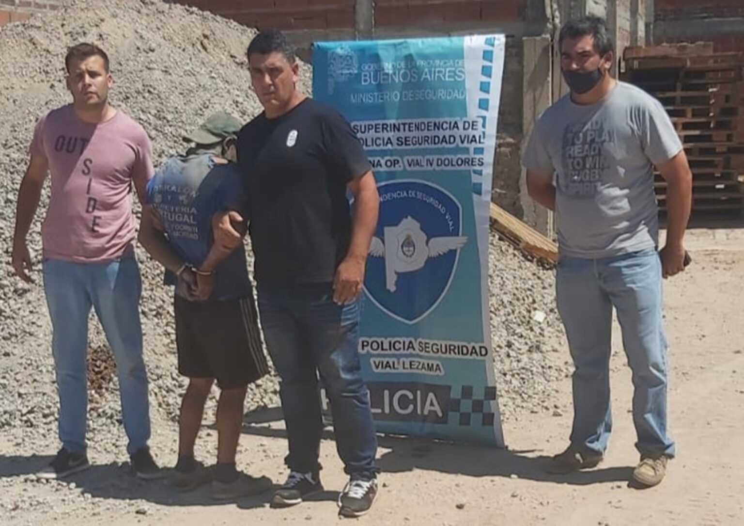 Policía vial de lezama capturó en moreno a "kukumelo" el prófugo acusado de abuso sexual