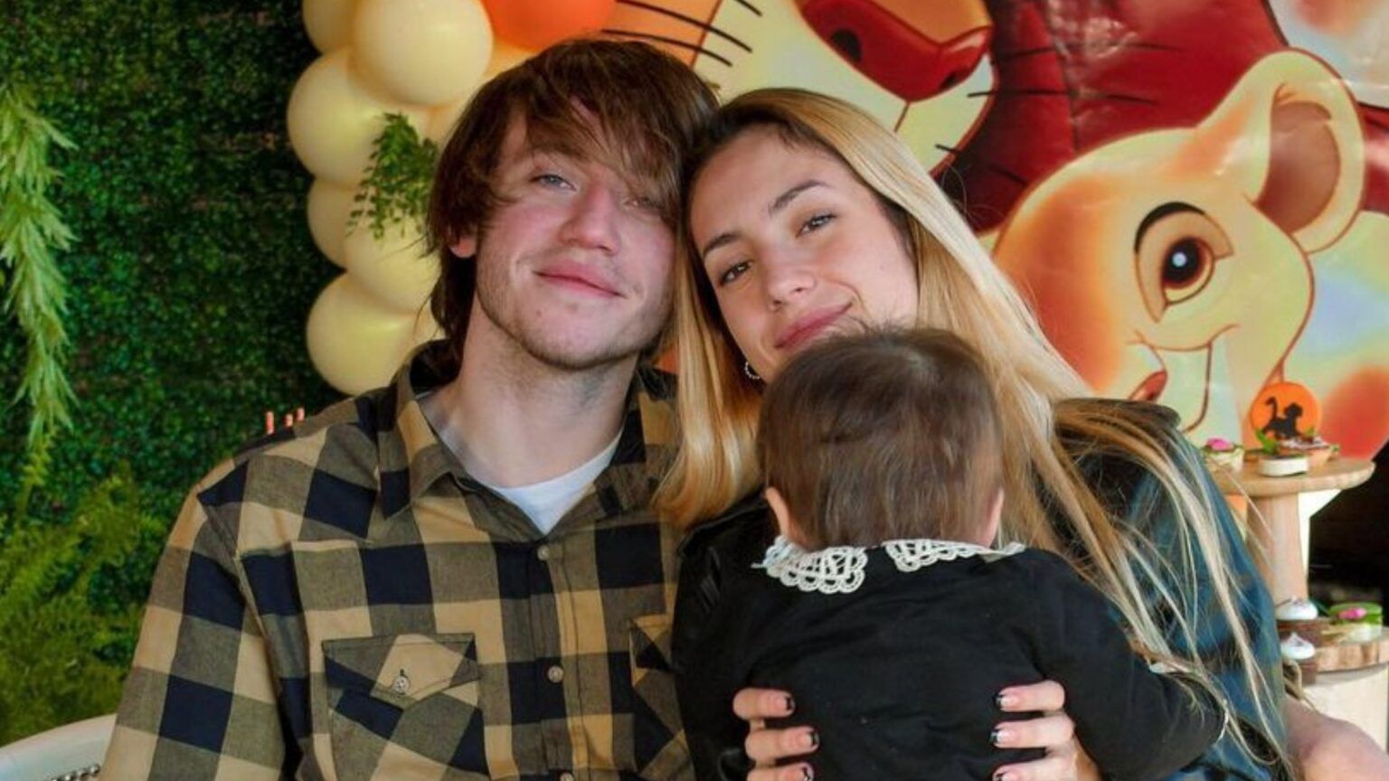 Paulo londra fue denunciado por su ex, rocío moreno, a días de dar a luz