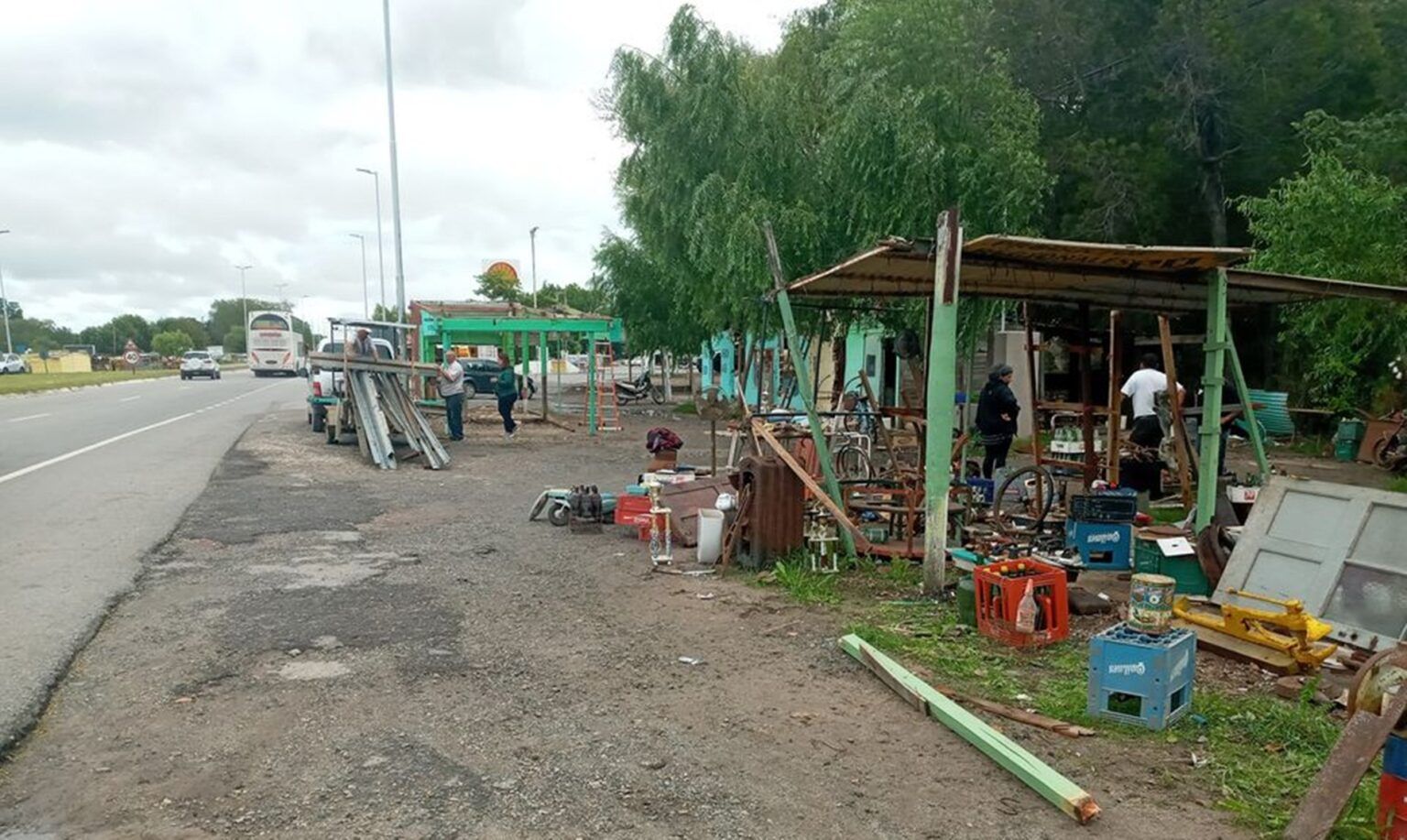 Dolores: la justicia ordenó el desalojo de los puestos ubicados a la vera de la ruta 63