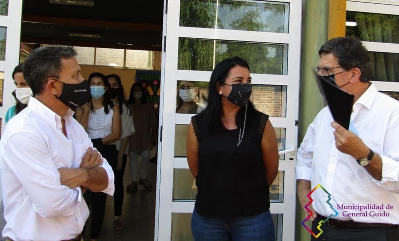General guido: el ministro sileoni inauguró obras en una escuela del distrito