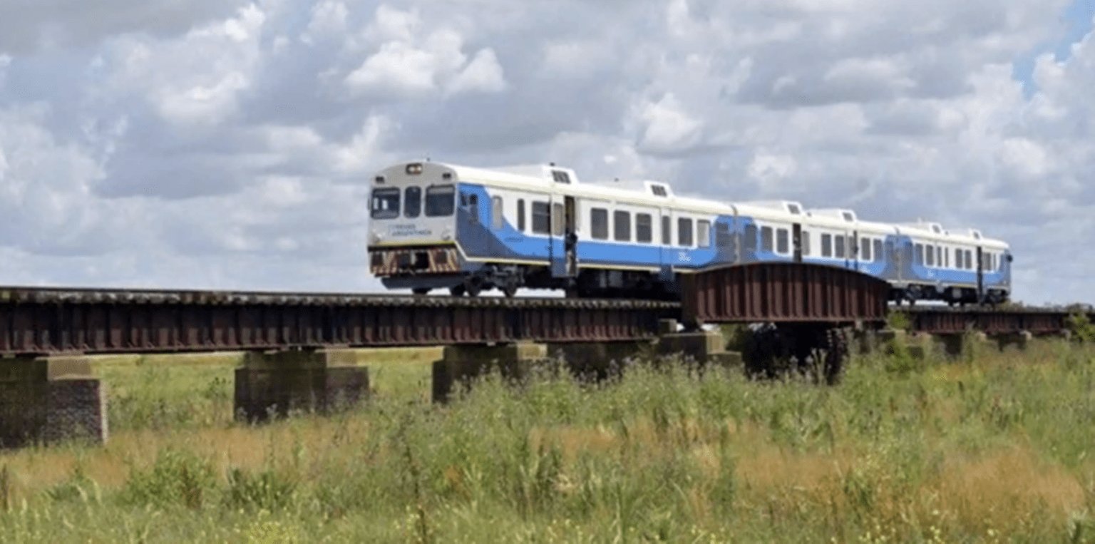 Preocupación por la posible suspensión del tren entre plaza constitución y pinamar