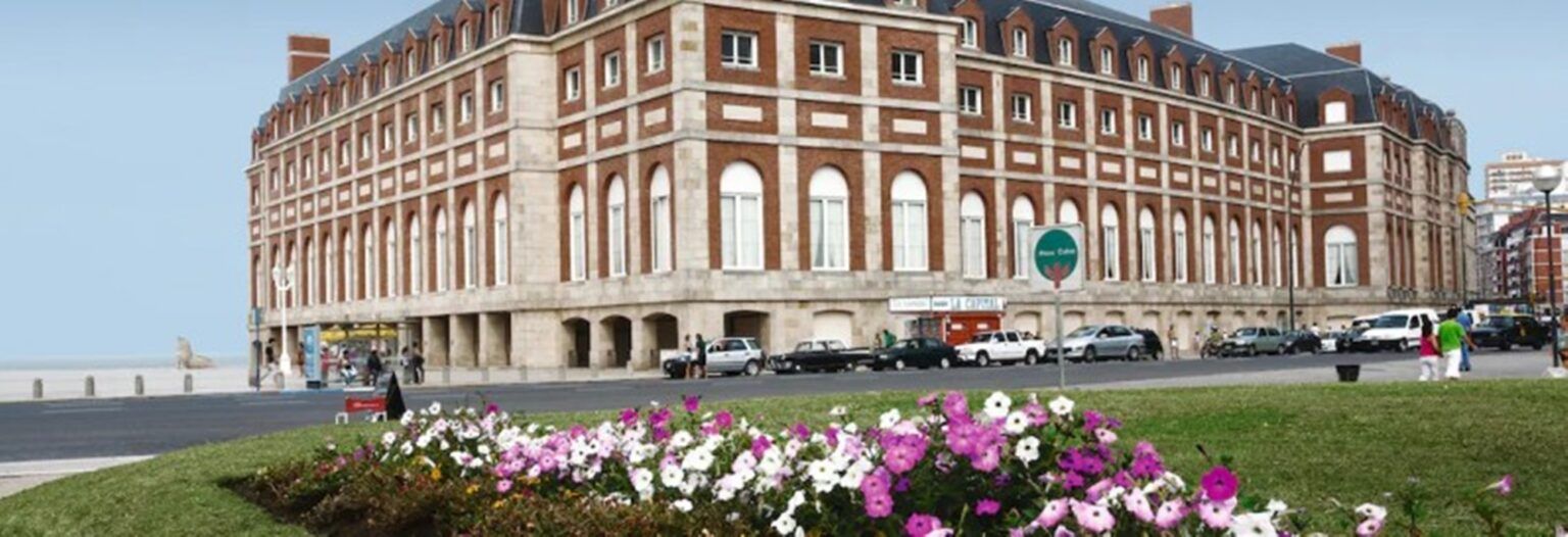 Con autoridades sanitarias de los 135 distritos se realiza en mar del plata el congreso provincial de salud