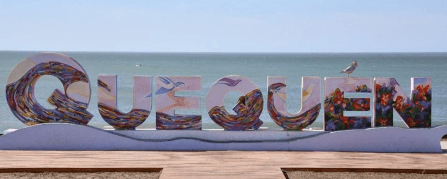 ¡insólito! Se robaron la gaviota que hacía de tilde en un cartel de quequén