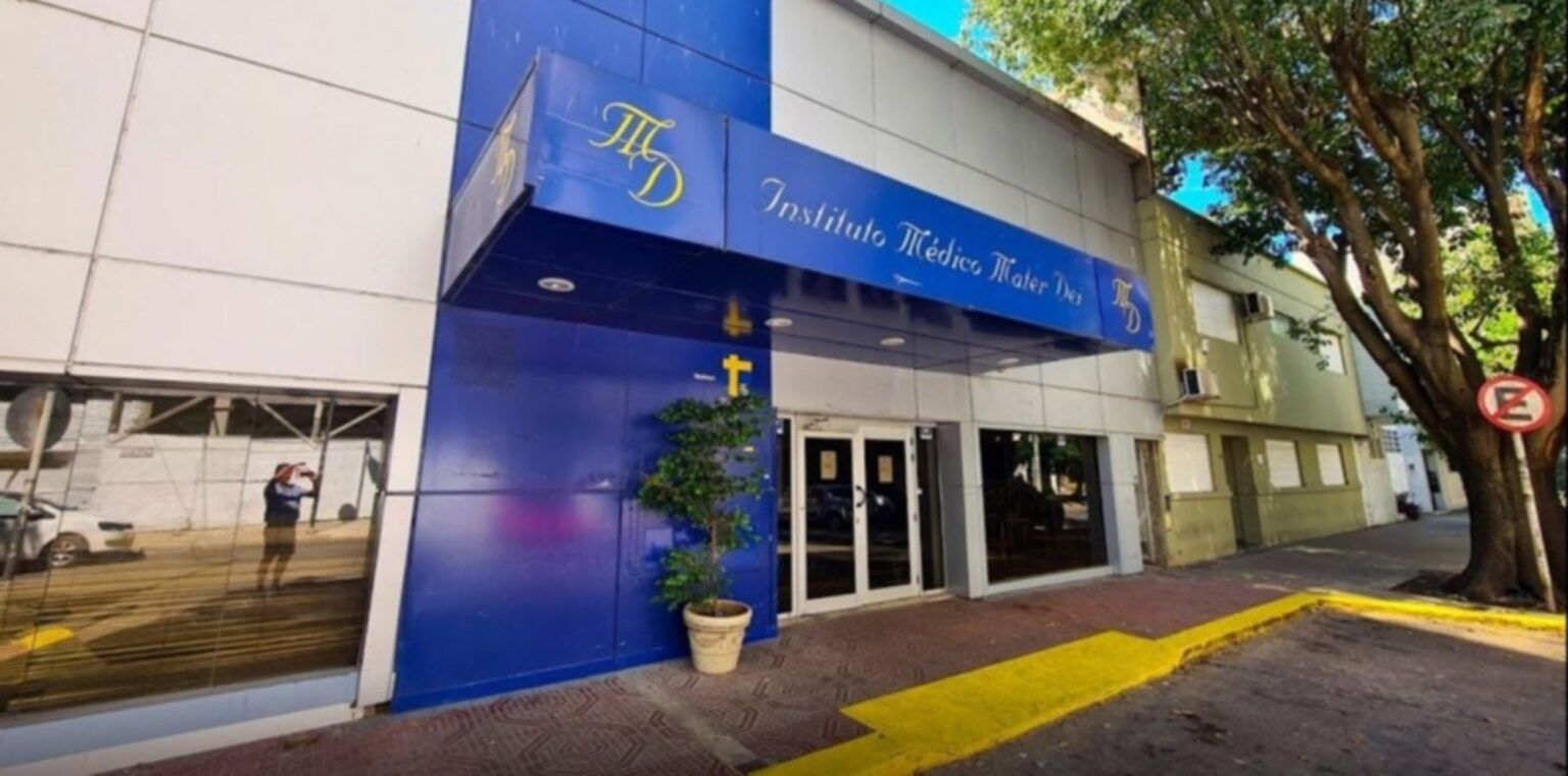 El ministerio de salud clausuró la clínica mater dei de la plata