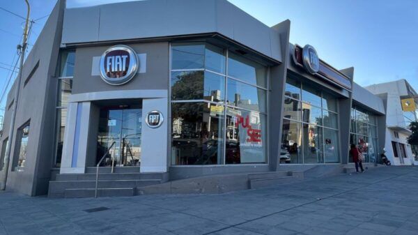 Fiat ofrece empleo