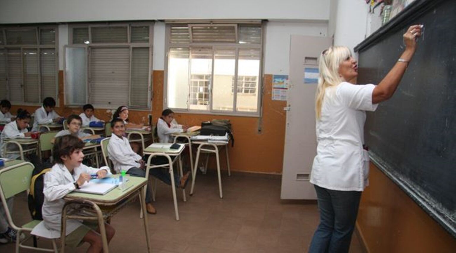 Paritarias docentes: hubo acuerdo y el aumento será de un 22%