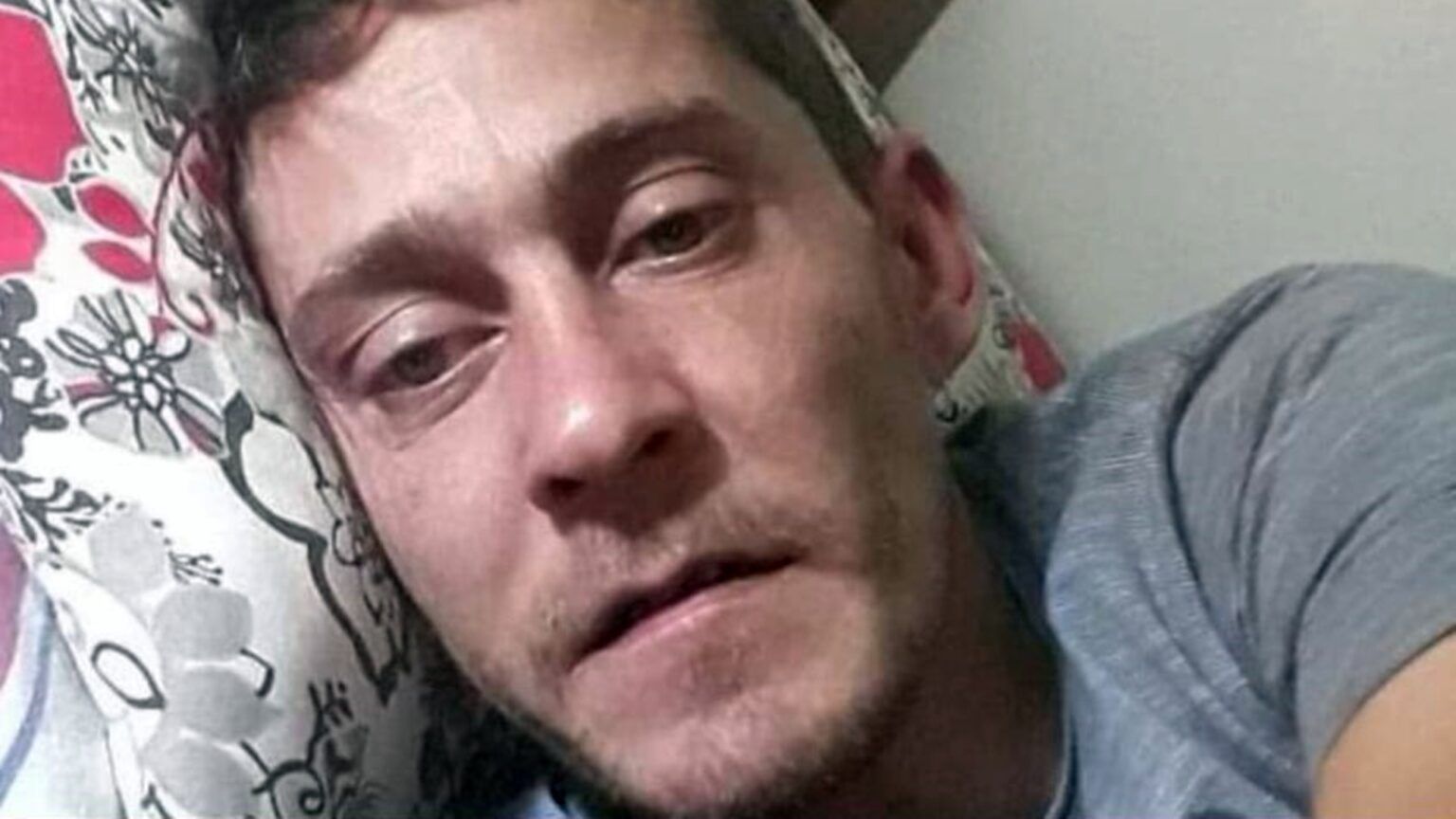 Misterio en santa teresita: un hombre apareció fuertemente golpeado y murió. Buscan testigos