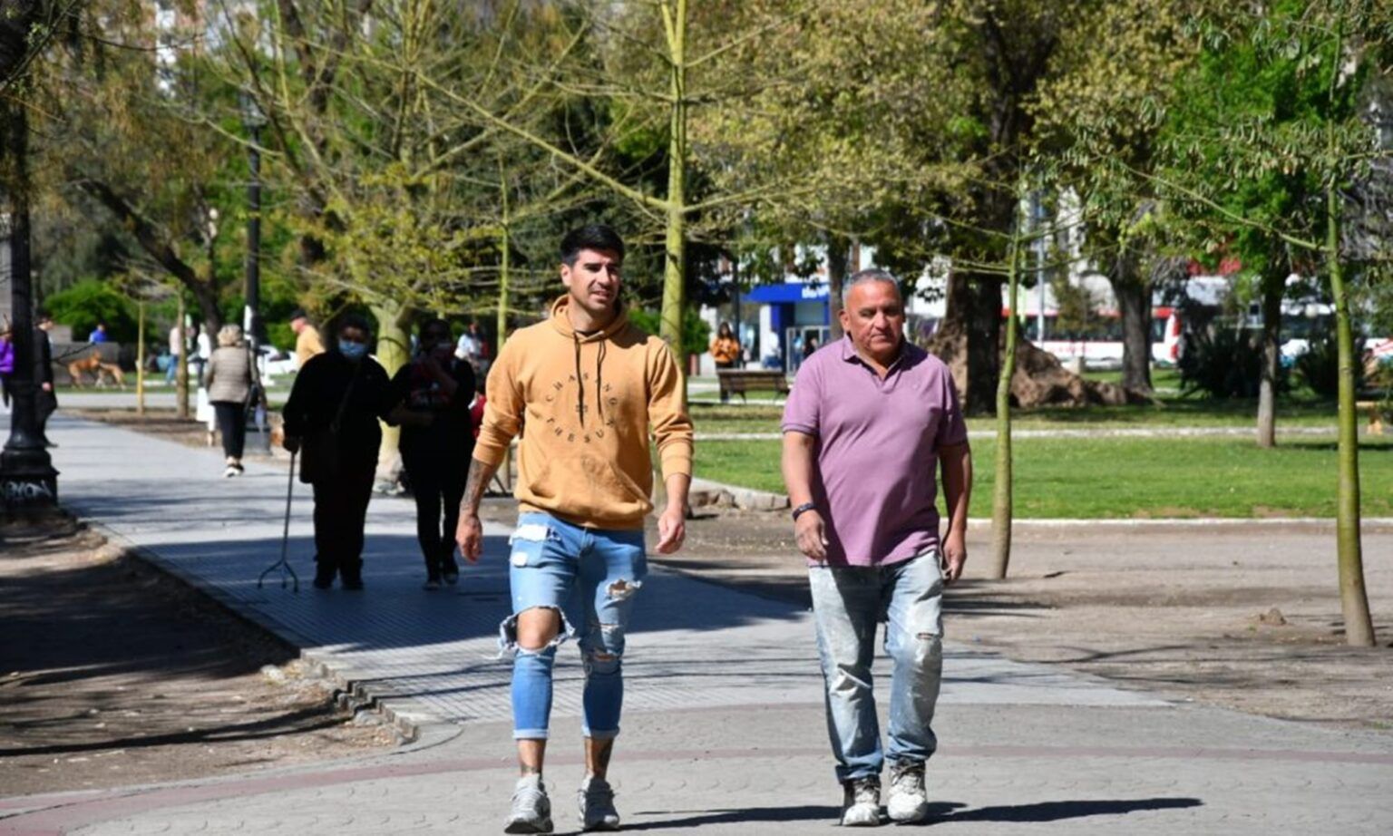 Viernes templado y sin lluvias: ¿cómo estará el tiempo el fin de semana?