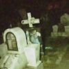 Fantasma en cementerio