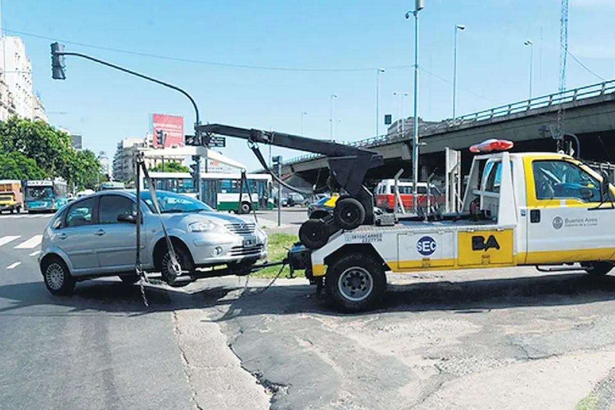 Servicio de acarreo vehicular gruas