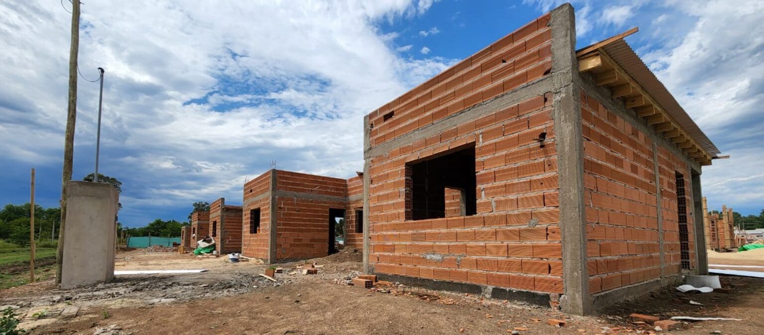 General belgrano: avanza la construcción del barrio para el personal policial