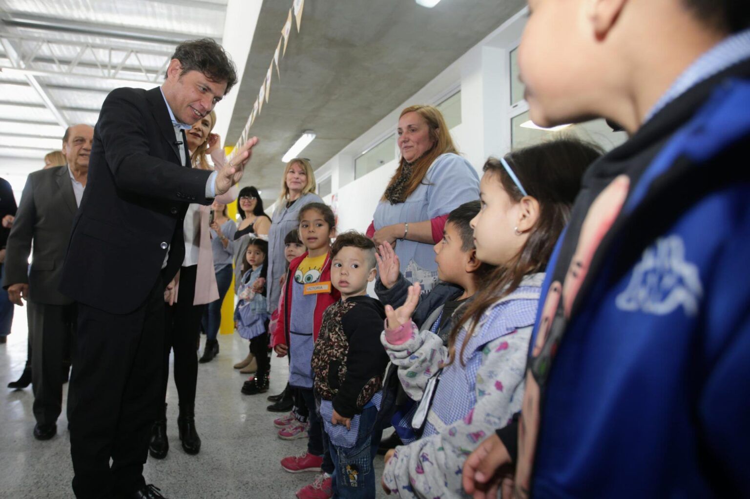 Denuncian adoctrinamiento escuelas axel kicillof