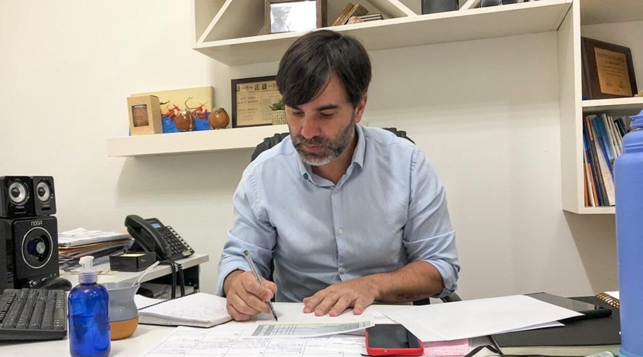 El intendente de castelli anunció un recorte en el gasto político: reducirá las secretarías de 11 a 5