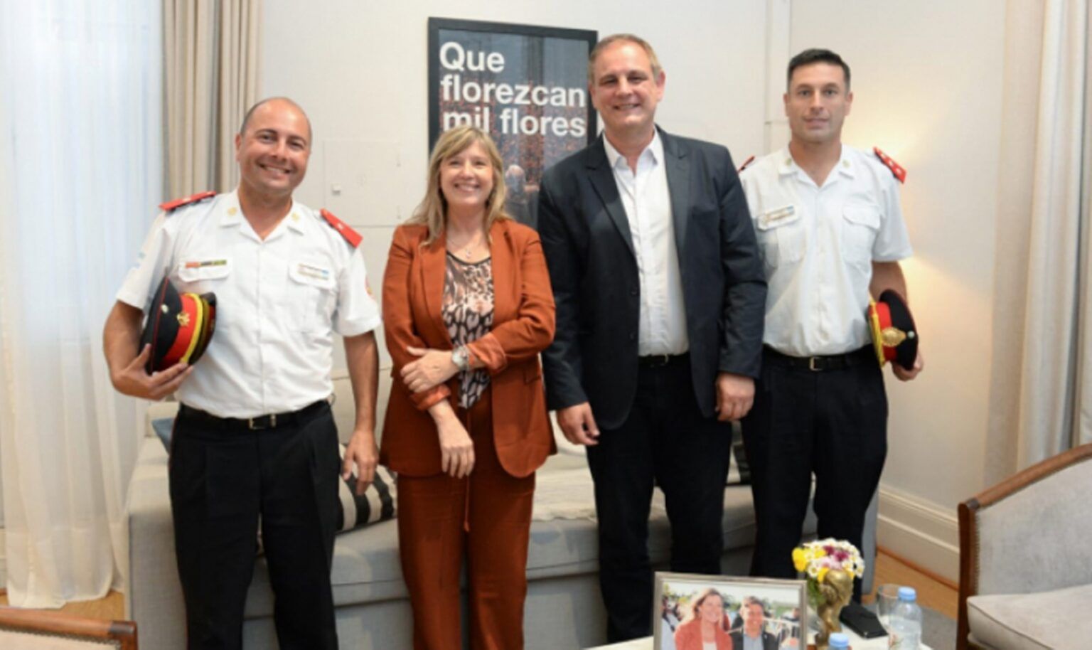 General madariaga: la ministra de gobierno entregó un subsidio a los bomberos voluntarios