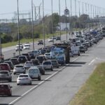 Turismo gasolero y gastos ajustados: más movimiento pero menos consumo en el fin de semana largo de octubre