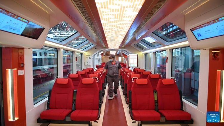 tren-chino