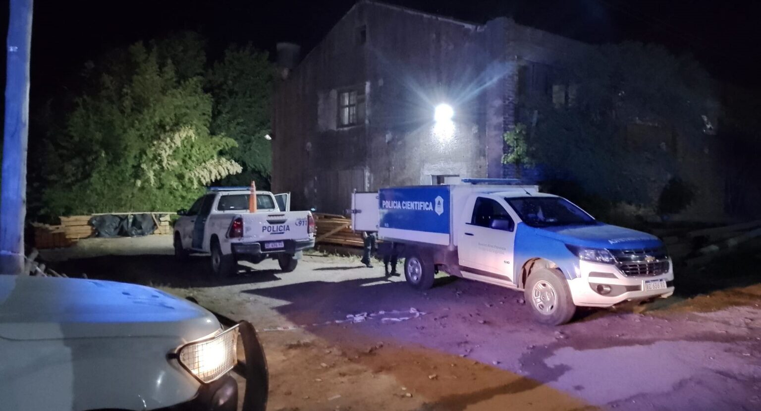 Conmoción en chascomús: un abogado mató a su madre, hirió a un vecino y se suicidó