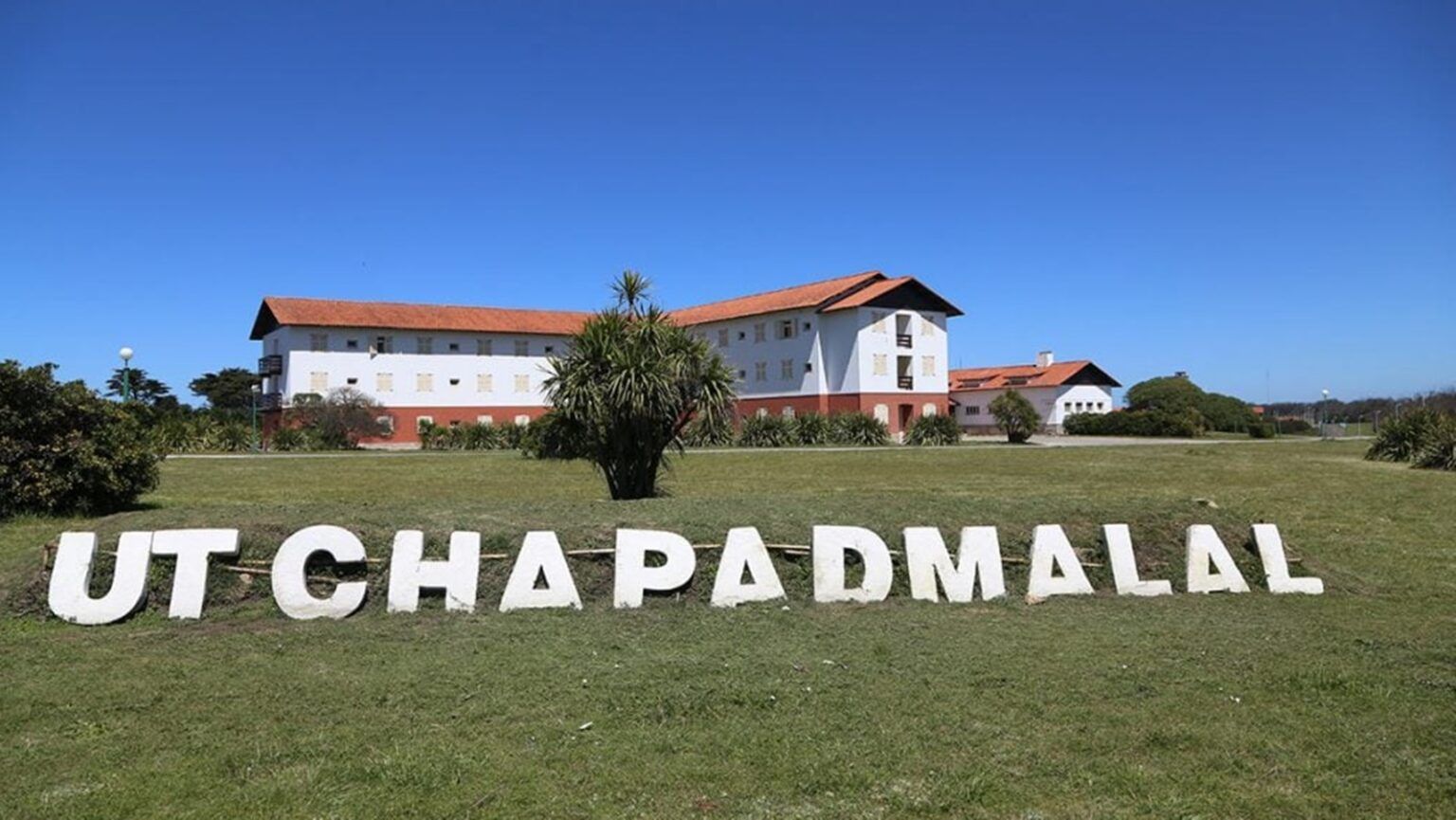 Lammens anunció que en dos semanas se inaugurará el hotel 8 de chapadmalal