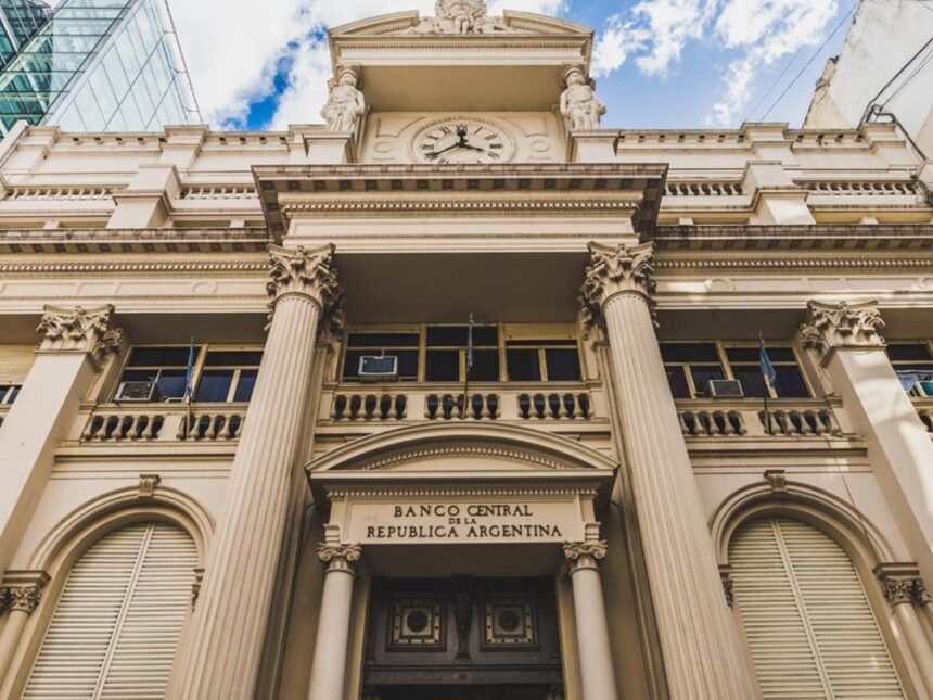 ¿qué cambia en el banco central? Los tres proyectos clave que milei enviará al congreso para cambiar su funcionamiento