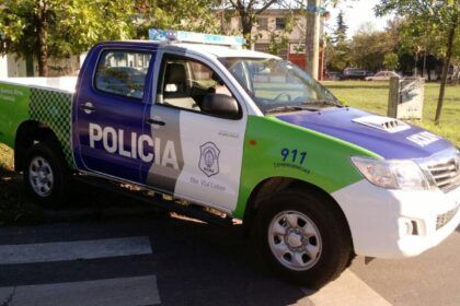 Patrullero policía bonaerense