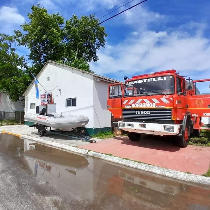 Castelli: inauguraron un destacamento de bomberos sobre ruta 11