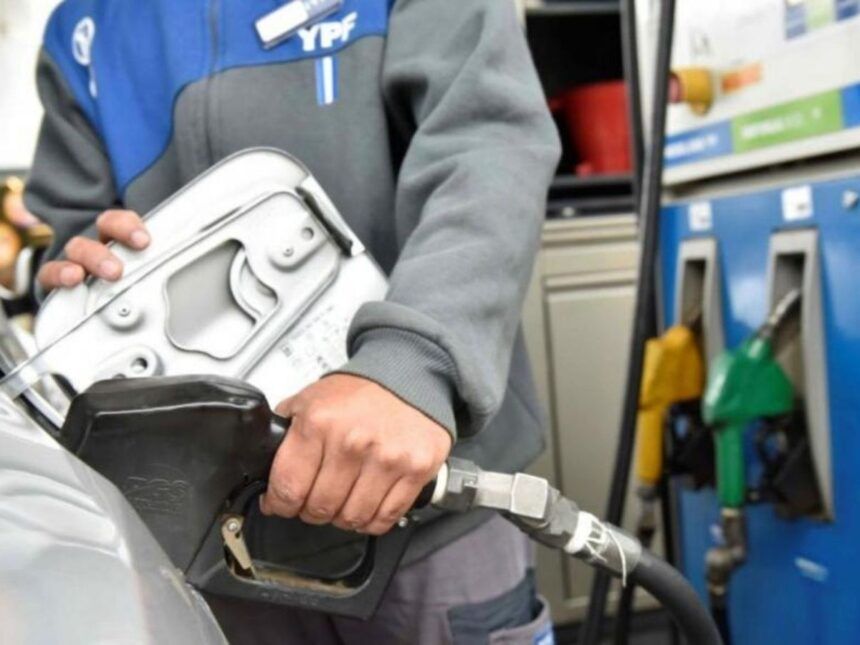 Nafta y gasoil: los precios subieron y advierten nuevos incrementos por la crisis del petróleo