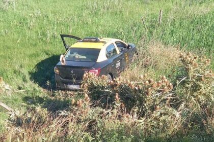 Fatal accidente en ruta 2: un muerto y una mujer en grave estado tras volcar cerca de dolores