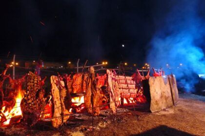 Comienza la fiesta del costillar en vivoratá: tres días de tradición y música en vivo