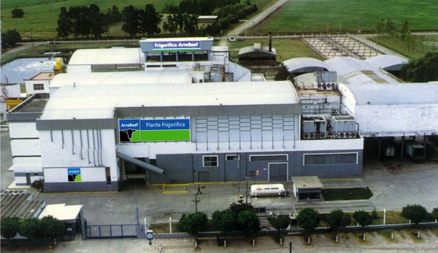 Un frigorífico bonaerense suspende a más de 200 trabajadores 1 Un frigorífico bonaerense suspende a más de 200 trabajadores