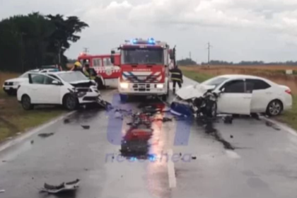 Tremendo choque frontal en ruta 88: hay heridos