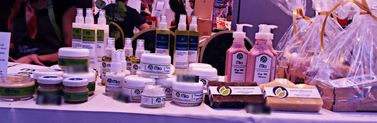 Prohíben la venta de más de 90 productos de una reconocida marca de cosméticos