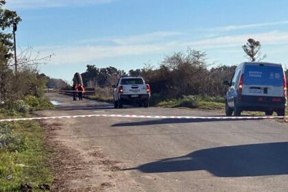 Trágico hallazgo en dolores: encuentran un hombre sin vida cerca del viejo puente del canal 9