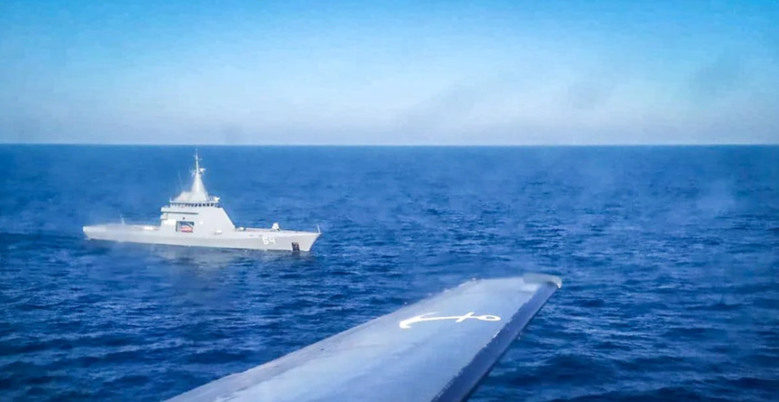 Continúa la búsqueda de dos tripulantes de una lancha hundida en mar del plata