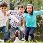 El Gobierno lanza un programa federal para reforzar la protección de la niñez y adolescencia en todo el país