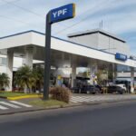 ypf baja precio nafta