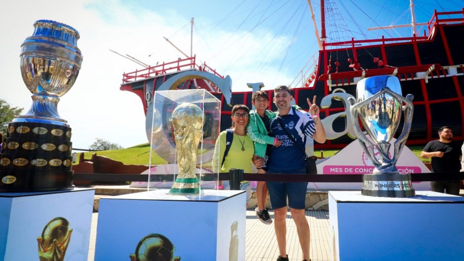Más de 116. 000 turistas visitaron el partido de la costa durante el finde largo