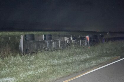 Vuelco camion ruta 74