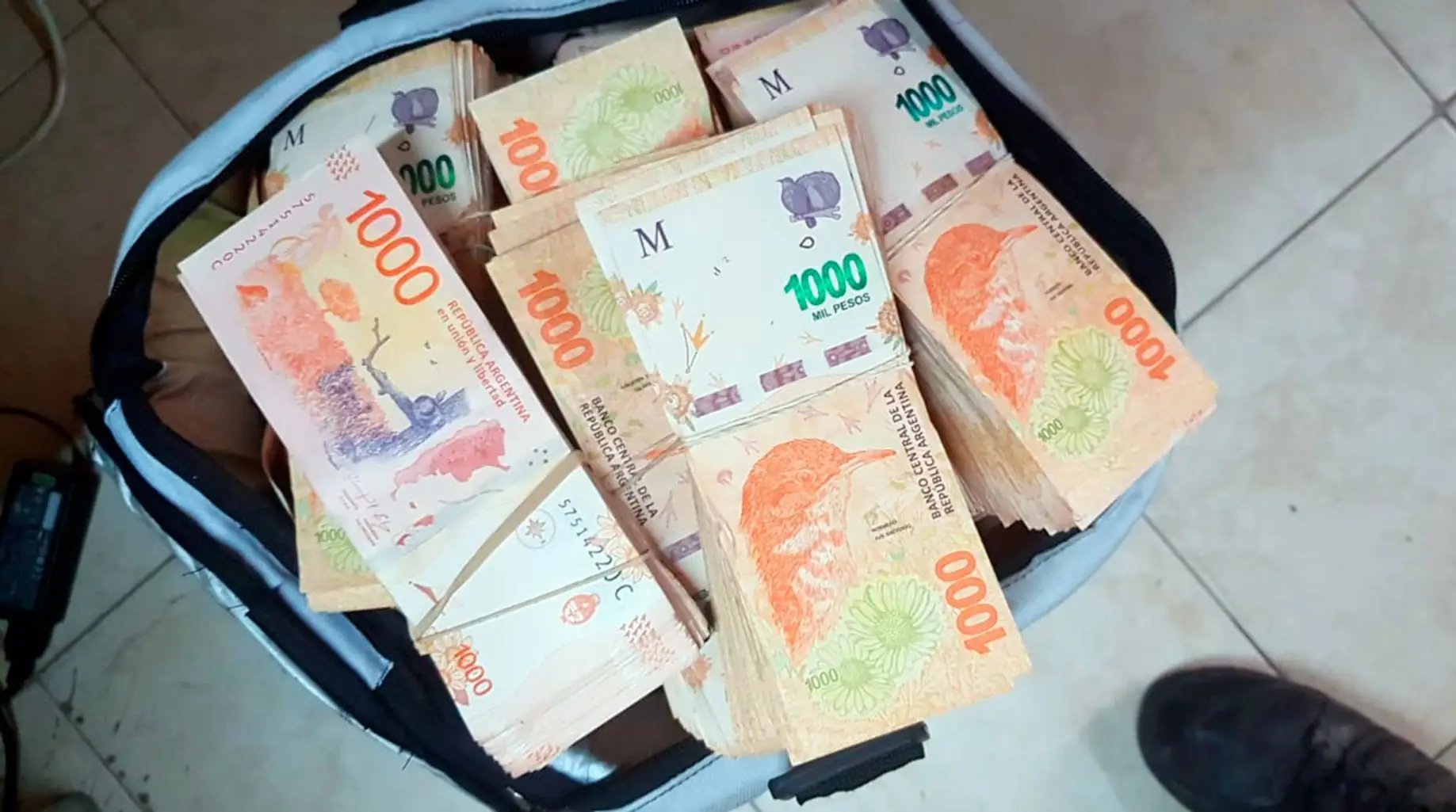 Dinero argentina (1)