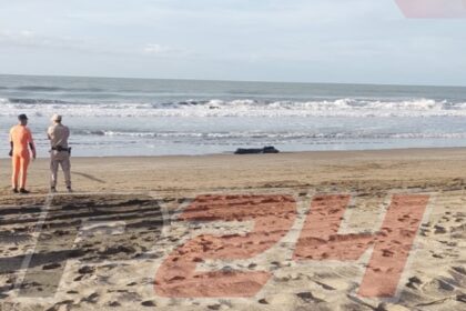 MUJER PINAMAR