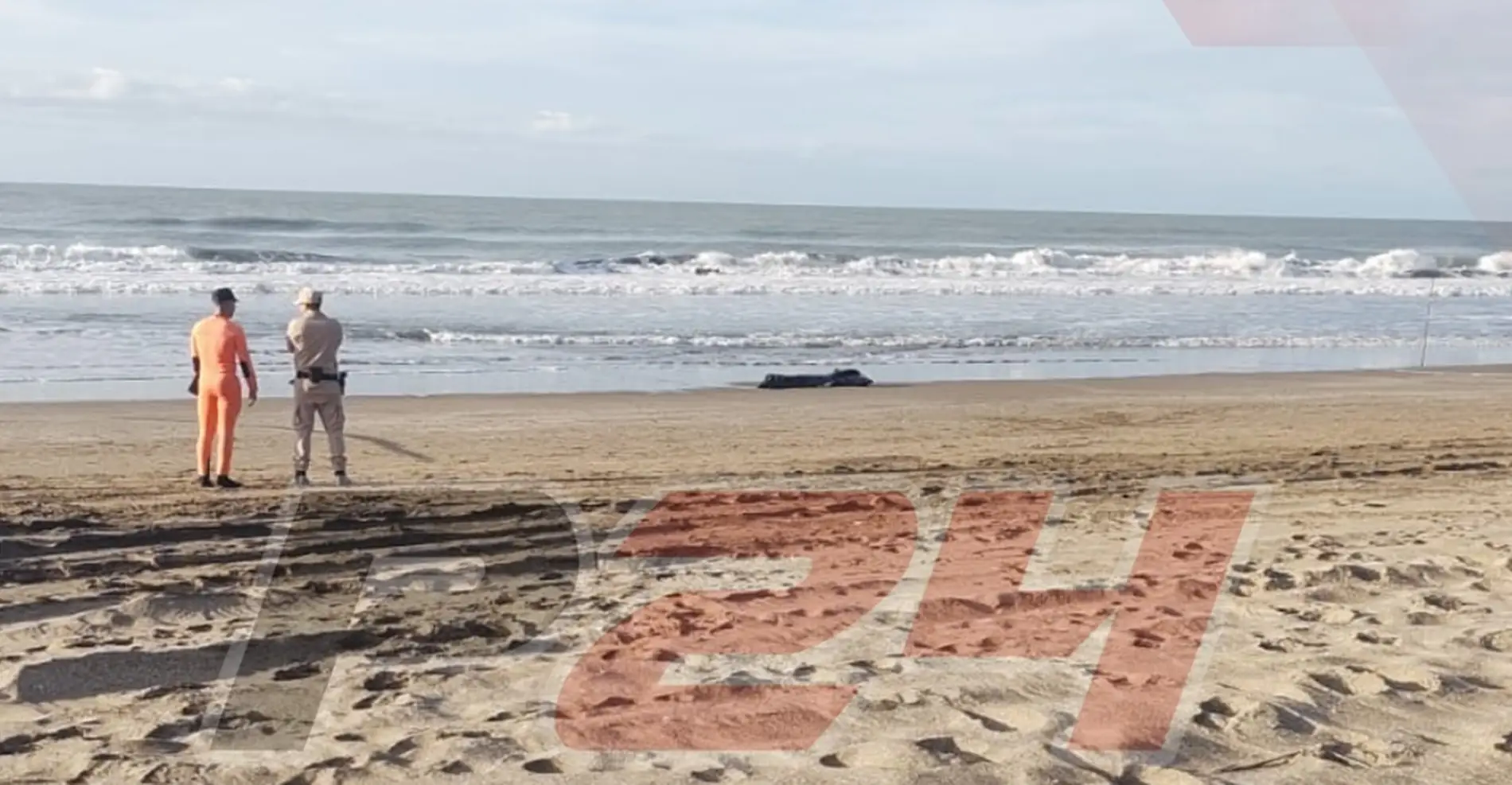 MUJER PINAMAR