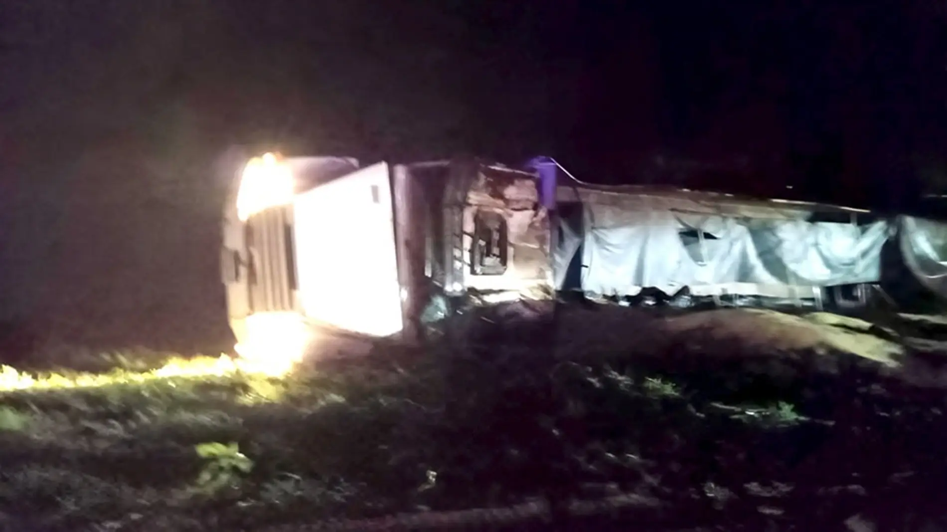 vuelco camion ruta 41