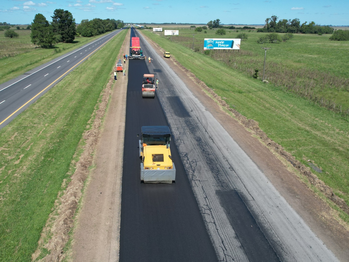El Gobierno bonaerense avanza en la repavimentación de la Ruta Provincial 2