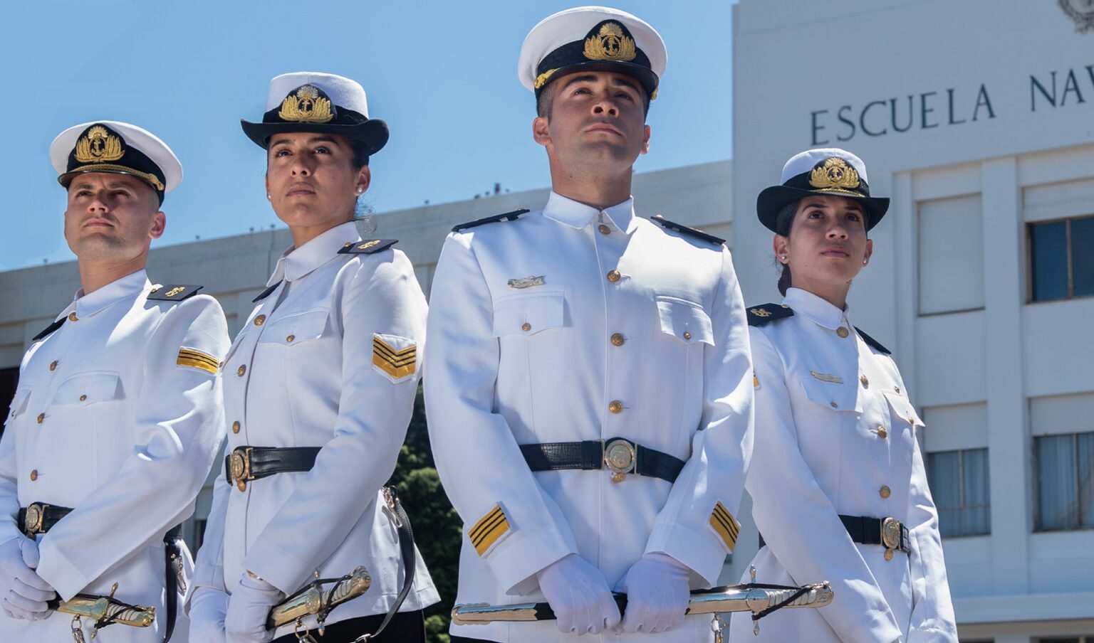 La Armada Argentina abre inscripciones para cadetes y suboficiales 2026