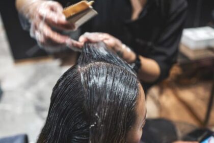 ANMAT prohíbe la venta de productos capilares de la marca HOOGA por riesgo a la salud