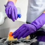 Empleadas domésticas, en la espera de un aumento salarial tras meses de sueldos estancados