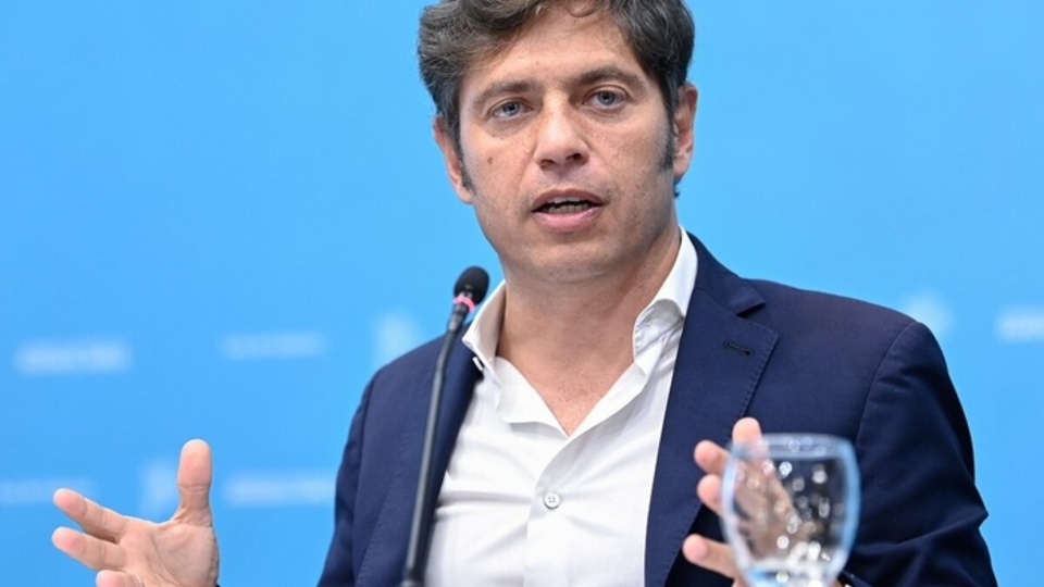 Kicillof cerró listas en unidad y advirtió: 