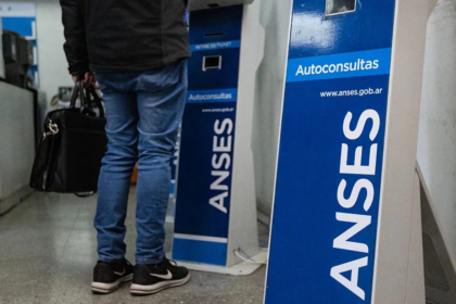 ¿Jubilados y pensionados? Descubrí cómo elegir dónde cobrar tus haberes ANSES en julio 2025