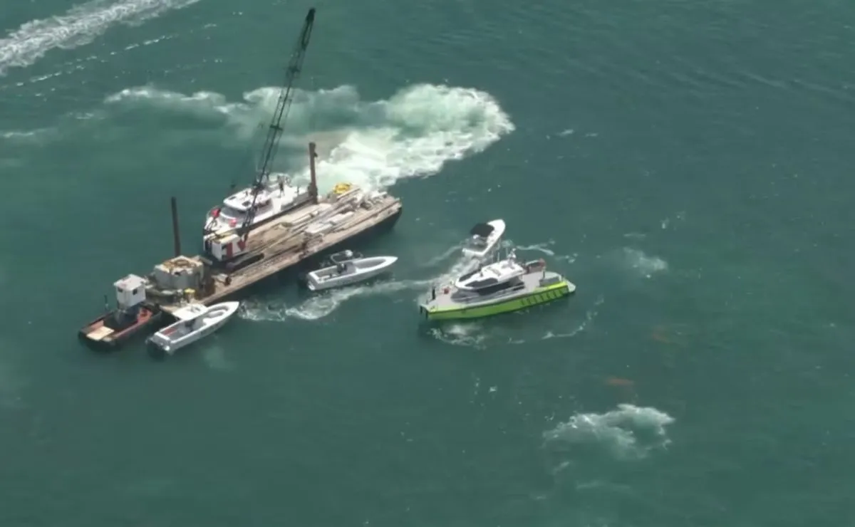 choque de velero con barcaza en miami