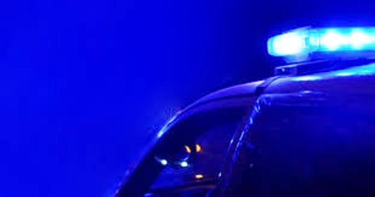 Vuelco en Ruta 20: dos autos chocaron y solo hubo lesiones leves entre los ocupantes