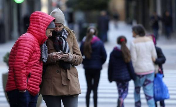Frío y lluvias: el pronóstico anticipa un cambio en el clima del amba y otras provincias